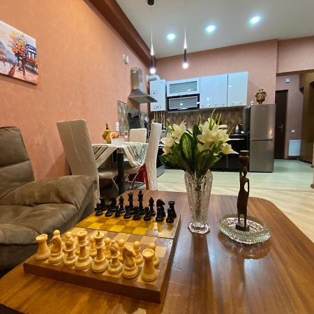 Metta Tbilisi Apartment מראה חיצוני תמונה